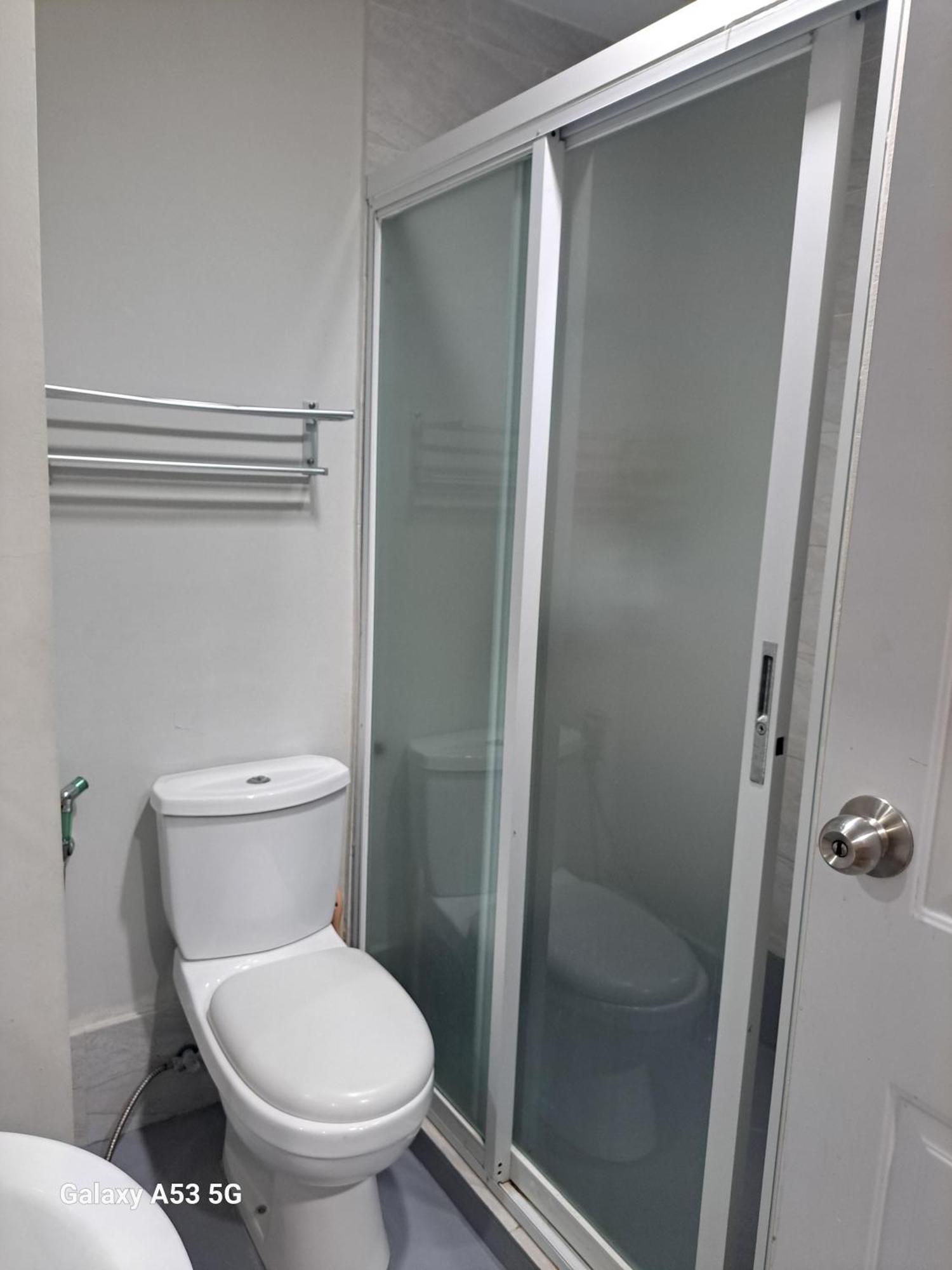 Comfy Condo Unit 5Mins From Mactan Airport+Netflix Đảo Mactan Ngoại thất bức ảnh